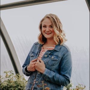 Meet your Posher, Emma